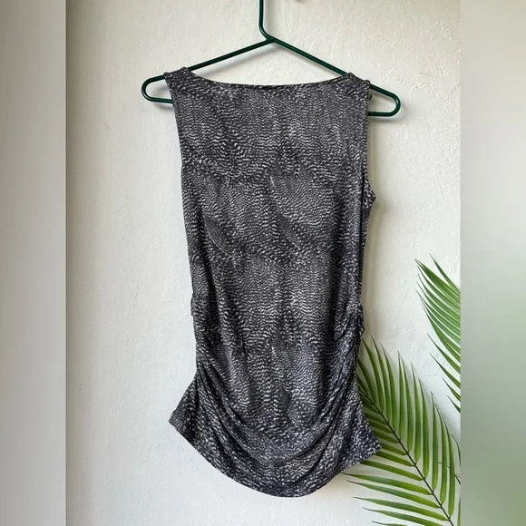 Ann Taylor Gray Asymmetrical Ruched Tank Top - Picture 4 of 7